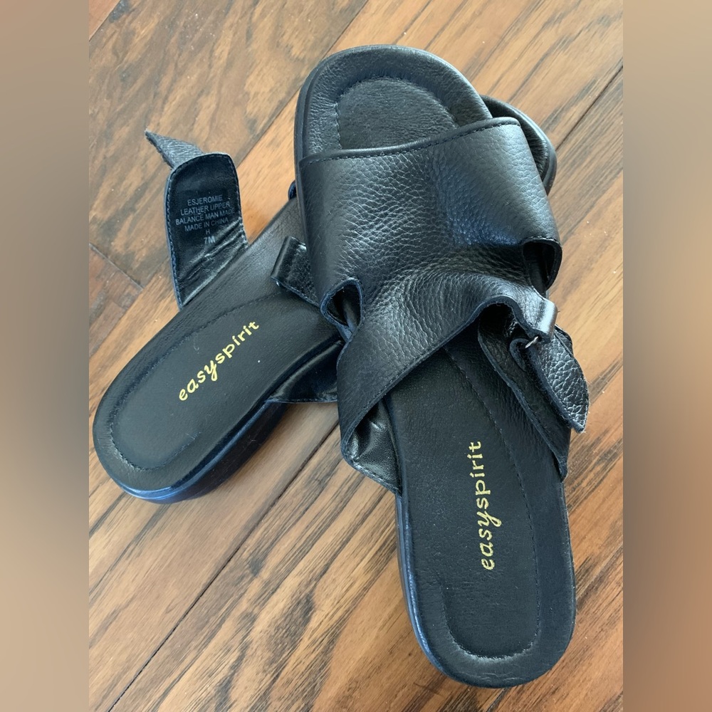 Easy Spirit Sandals - Picture 4 of 4